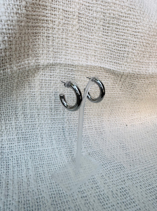 Noira Hoop Earrings