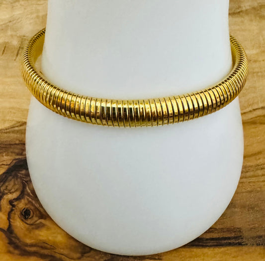 ALUNÁE Coil Bracelet